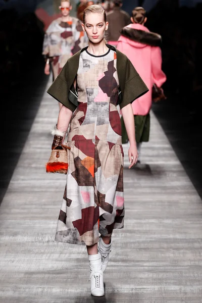 Look 41